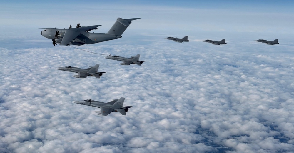 Imagen de portada: España podría desplegar F-18, NH-90 y un A400M en Rumanía
