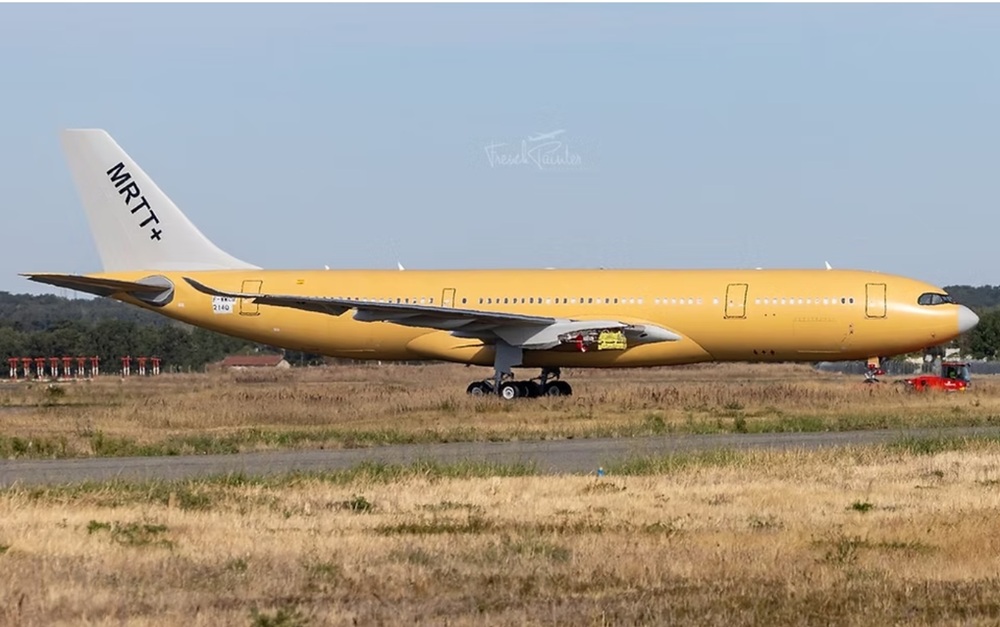 Imagen de portada: El primer Airbus A330 MRTT+ habría salido de la línea de ensamblaje de Toulouse