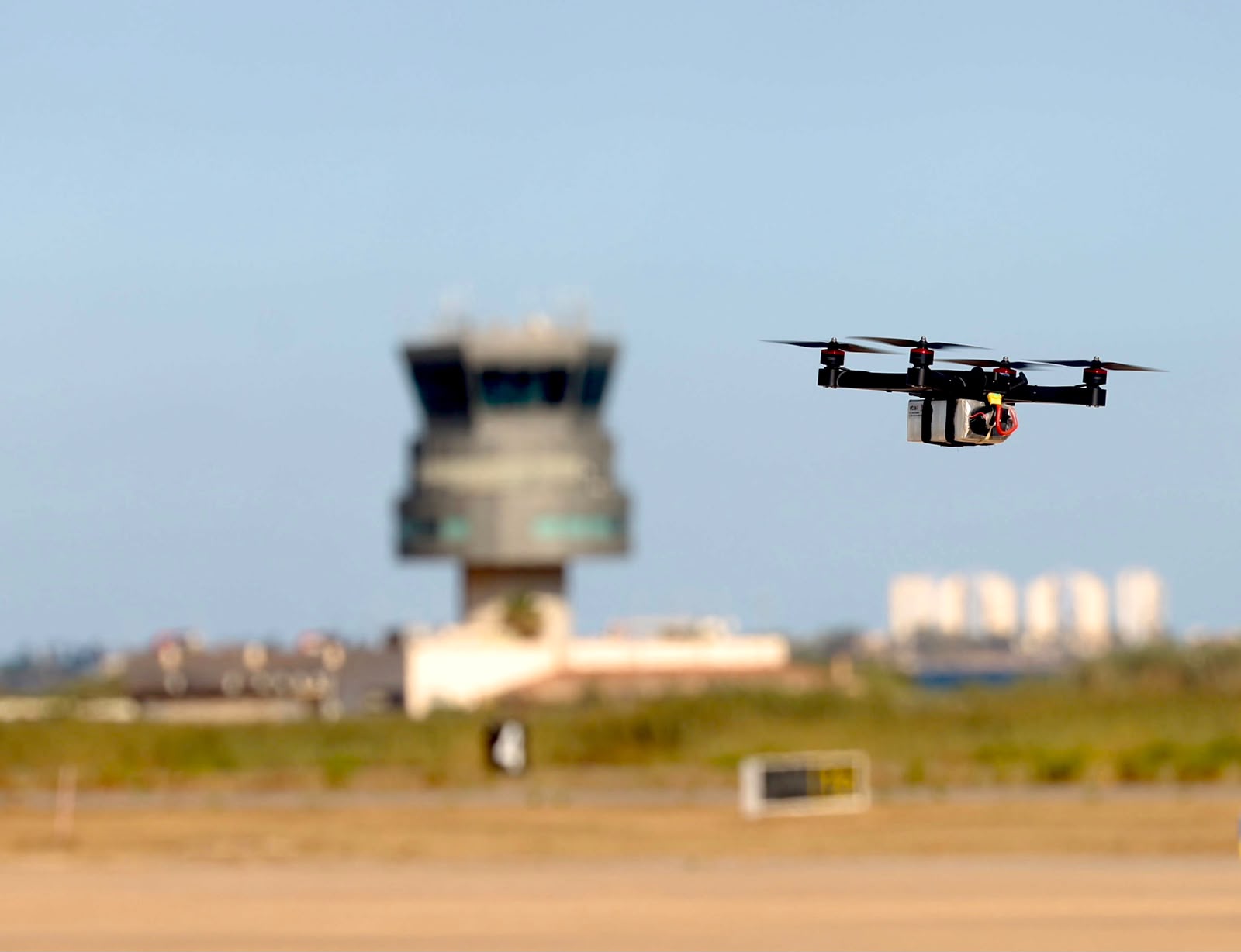 Imagen de portada: Paukner proyectaría una planta de drones FPV en Madrid con capacidad para superar las 10.000 unidades anuales