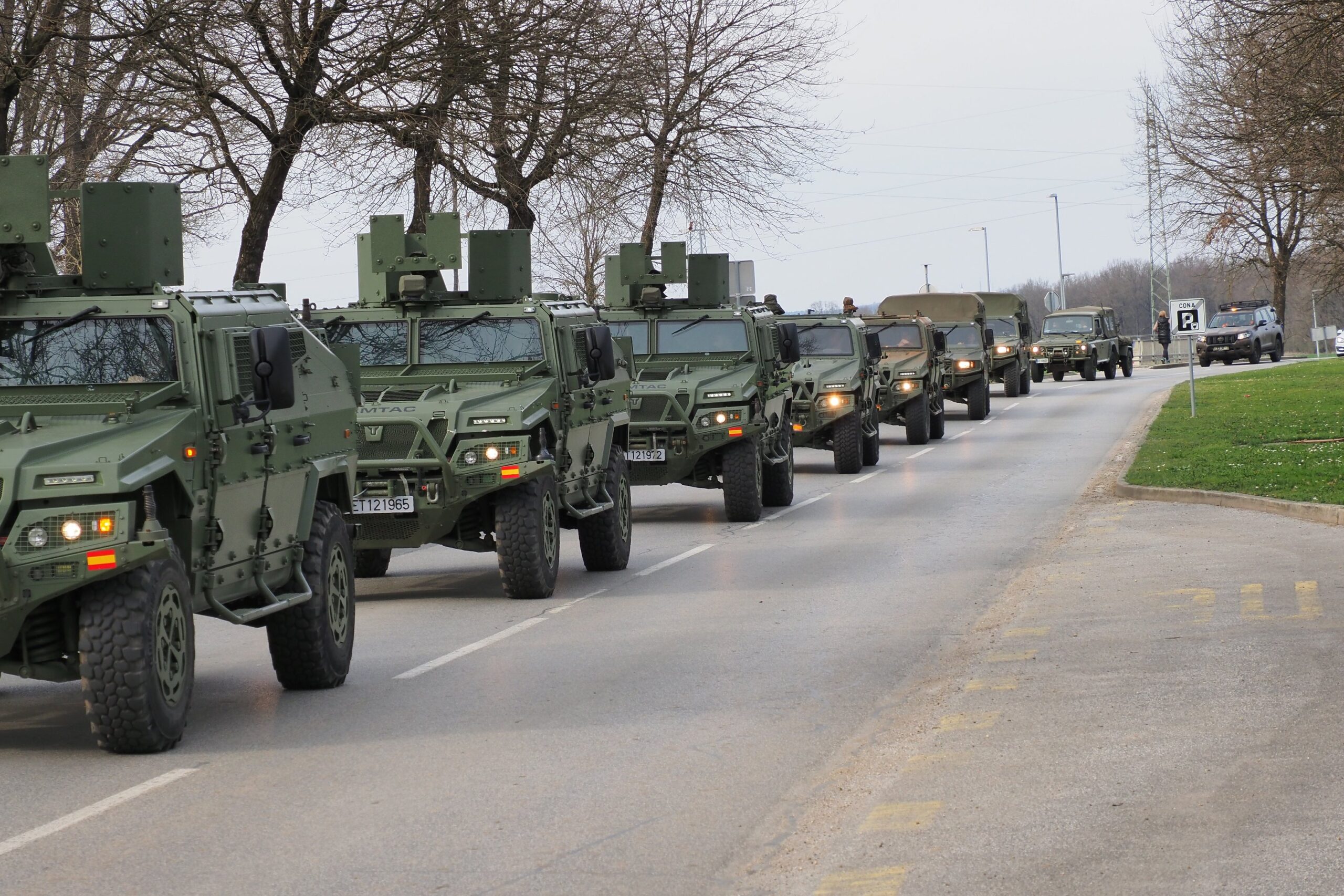 Imagen de portada: Un dosier atribuido al IISS alerta de la pérdida de efectivos y artillería del Ejército español