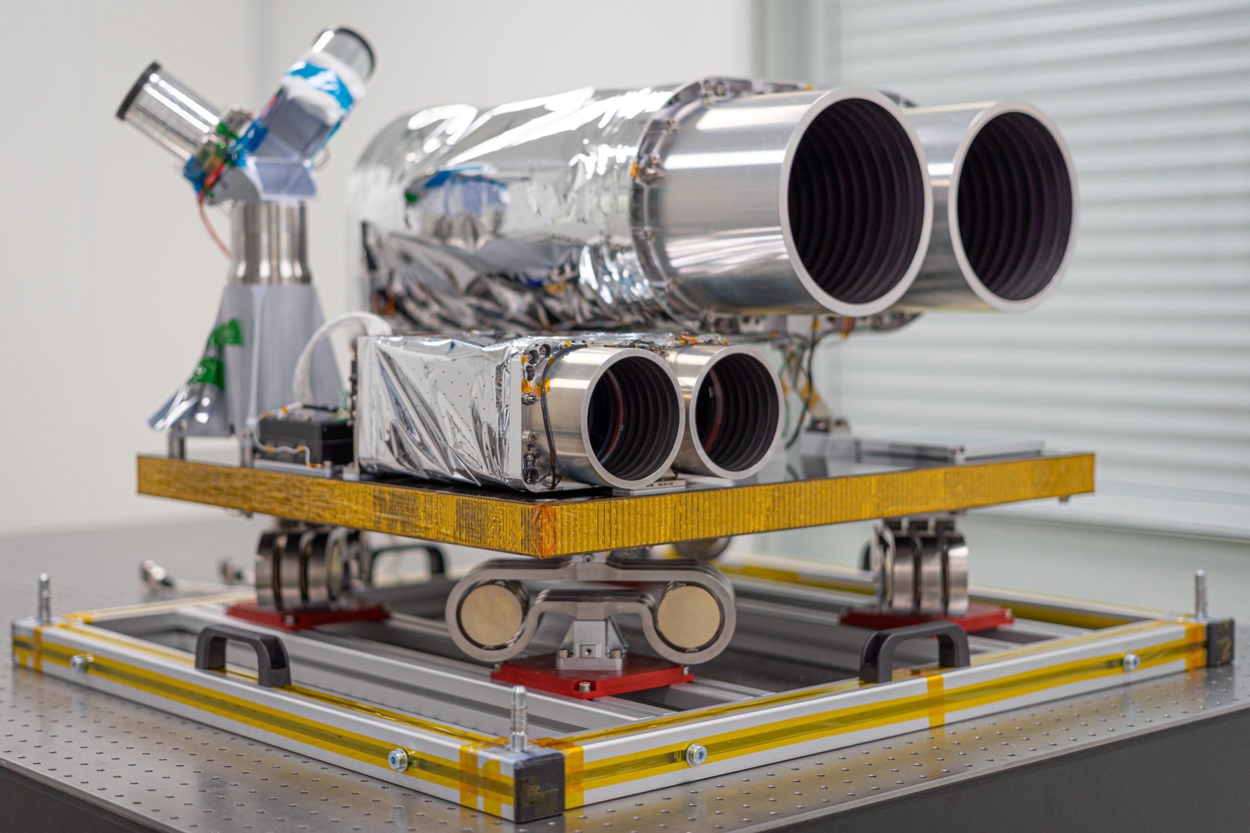 Imagen de portada: Satlantis presenta FlexSAT para obtener imágenes satelitales de corredores de hasta 400 kilómetros