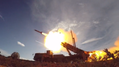Imagen de portada: España prioriza los interceptores Patriot en su apoyo a la defensa aérea de Ucrania