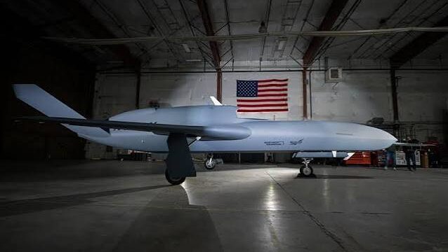 Northrop Grumman YFQ-48A vuelo autónomo desierto de Mojave