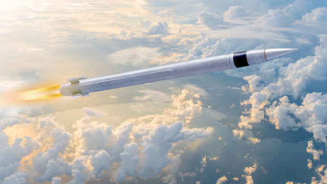 Imagen de portada: Lockheed Martin presenta el PAC-3 Edge como candidato al programa Future Interceptor estadounidense