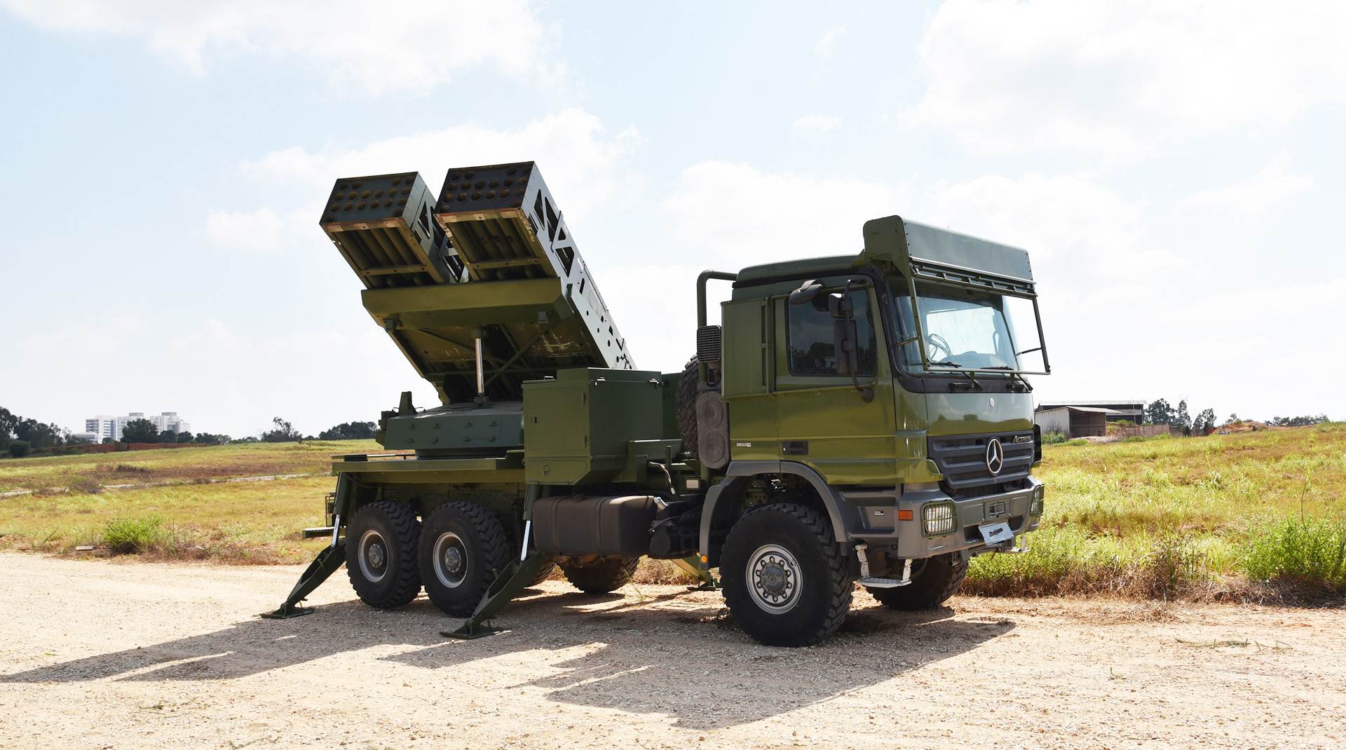 Imagen de portada: Elbit habría cerrado un contrato de 235 millones de dólares para suministrar sistemas PULS a un país europeo no identificado