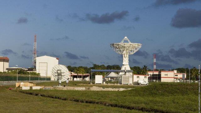 Imagen de portada: Indra asumiría el desarrollo de las nuevas estaciones terrestres de Galileo